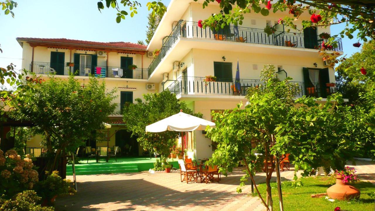 Des Roses Hotel Platanias  Esterno foto